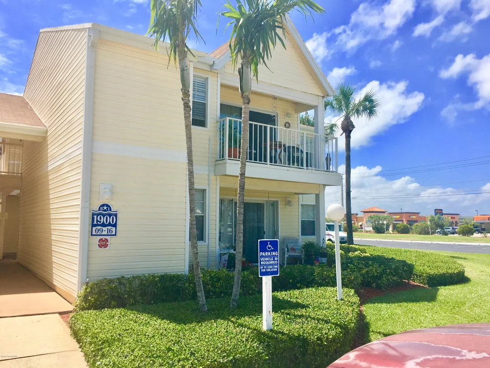 Unit for sale at 1900 Brittany Drive, Melbourne, FL 32903