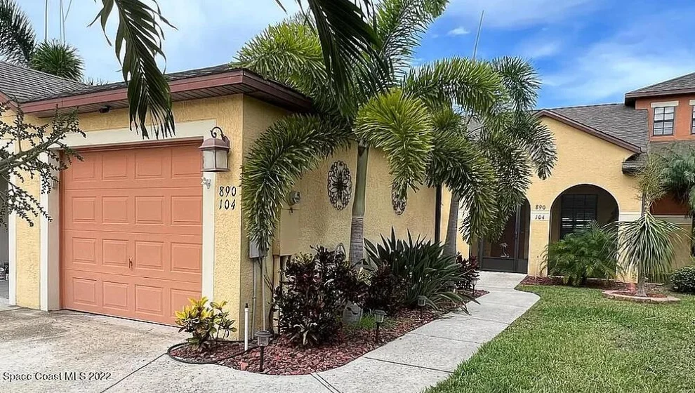 Unit for sale at 890 Luminary Circle, Melbourne, FL 32901