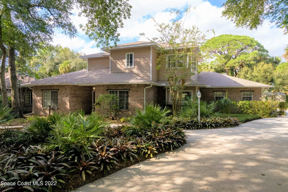 Unit for sale at 160 Alameda Drive, Merritt Island, FL 32952