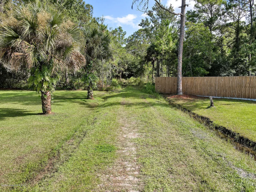 Unit for sale at 4115 Golden Shores Boulevard, Mims, FL 32754