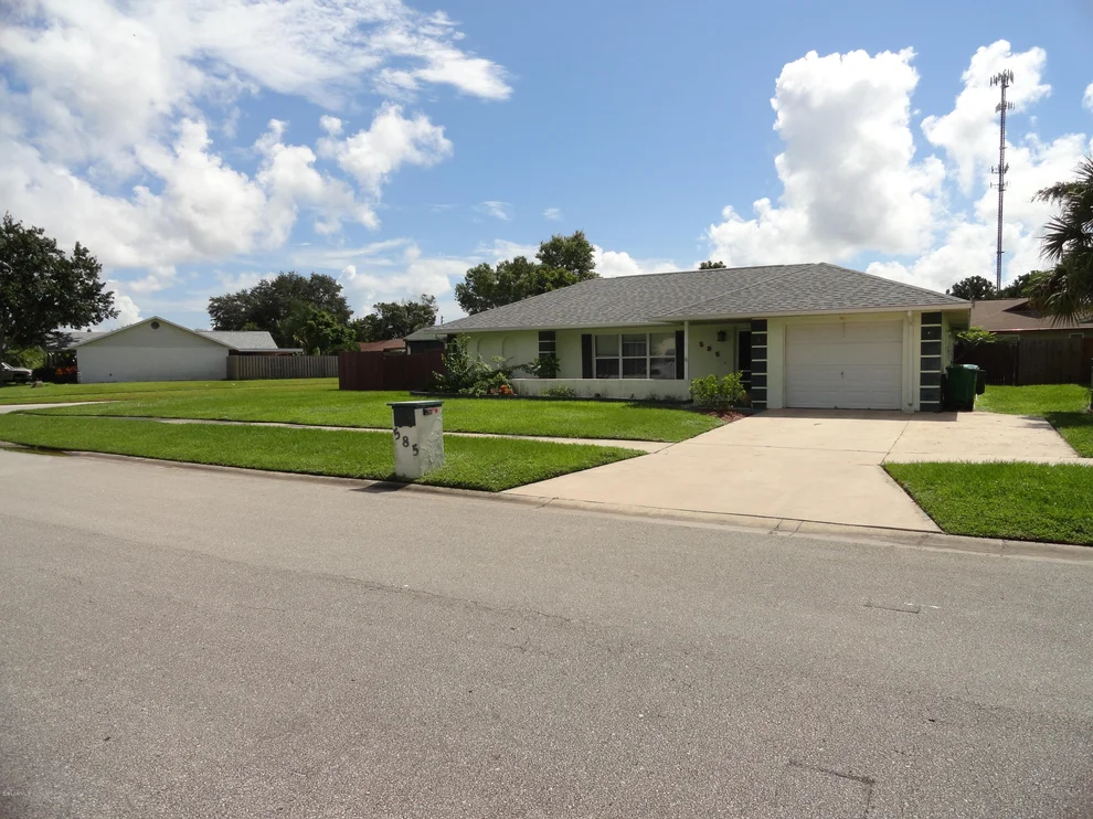 Unit for sale at 585 Parkside Avenue, Merritt Island, FL 32953