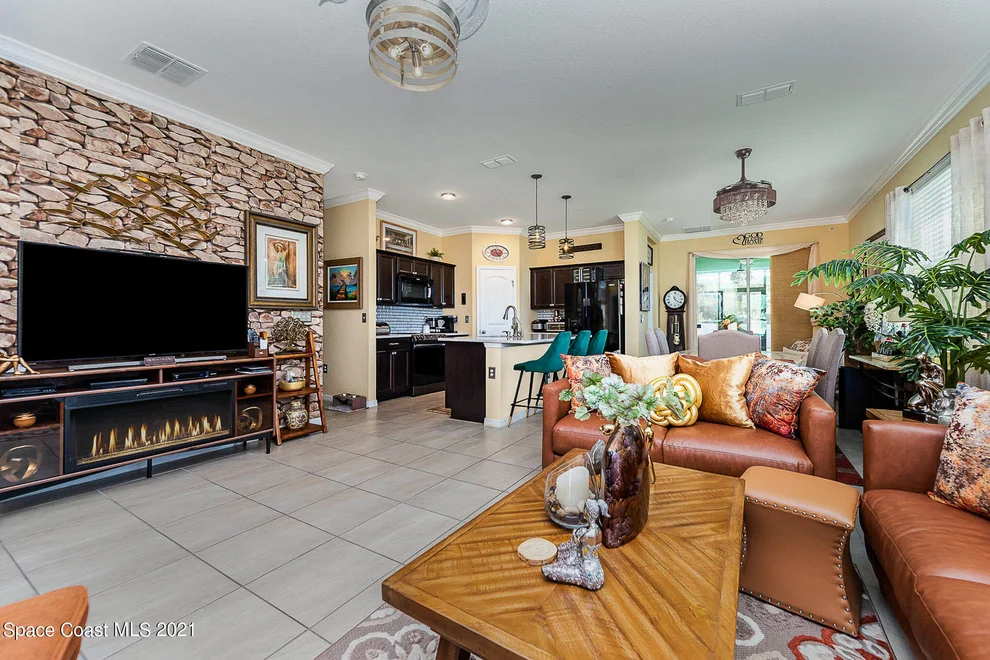 Unit for sale at 187 Maple Drive, Poinciana, FL 34759