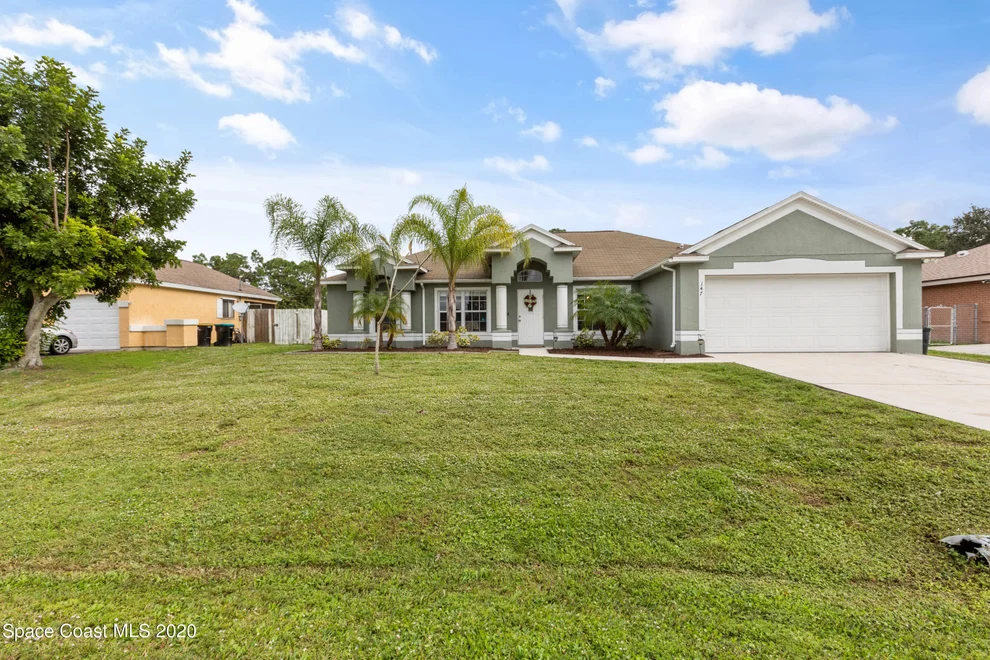 Unit for sale at 147 Chestnut Avenue NE, Palm Bay, FL 32907