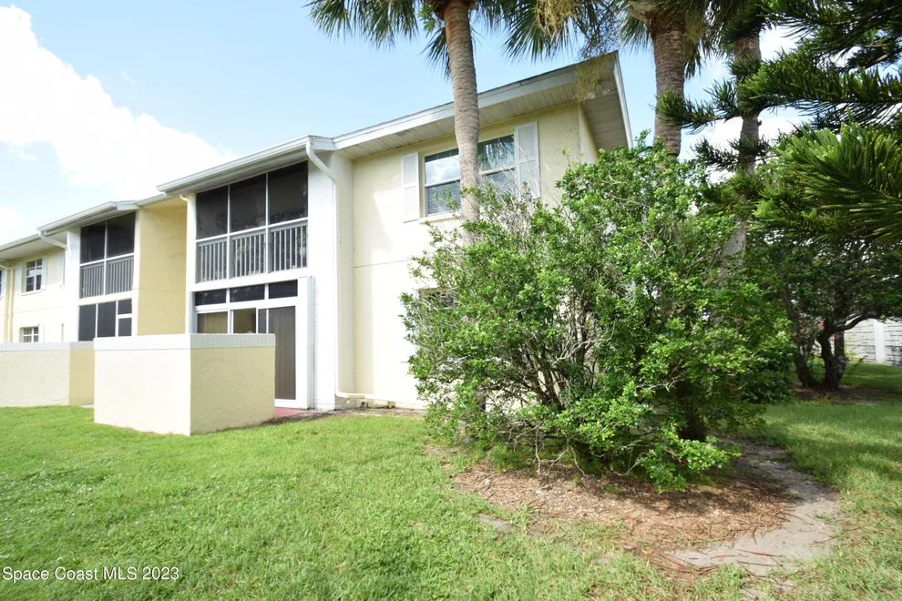 Unit for sale at 975 Sonesta Avenue NE, Palm Bay, FL 32905