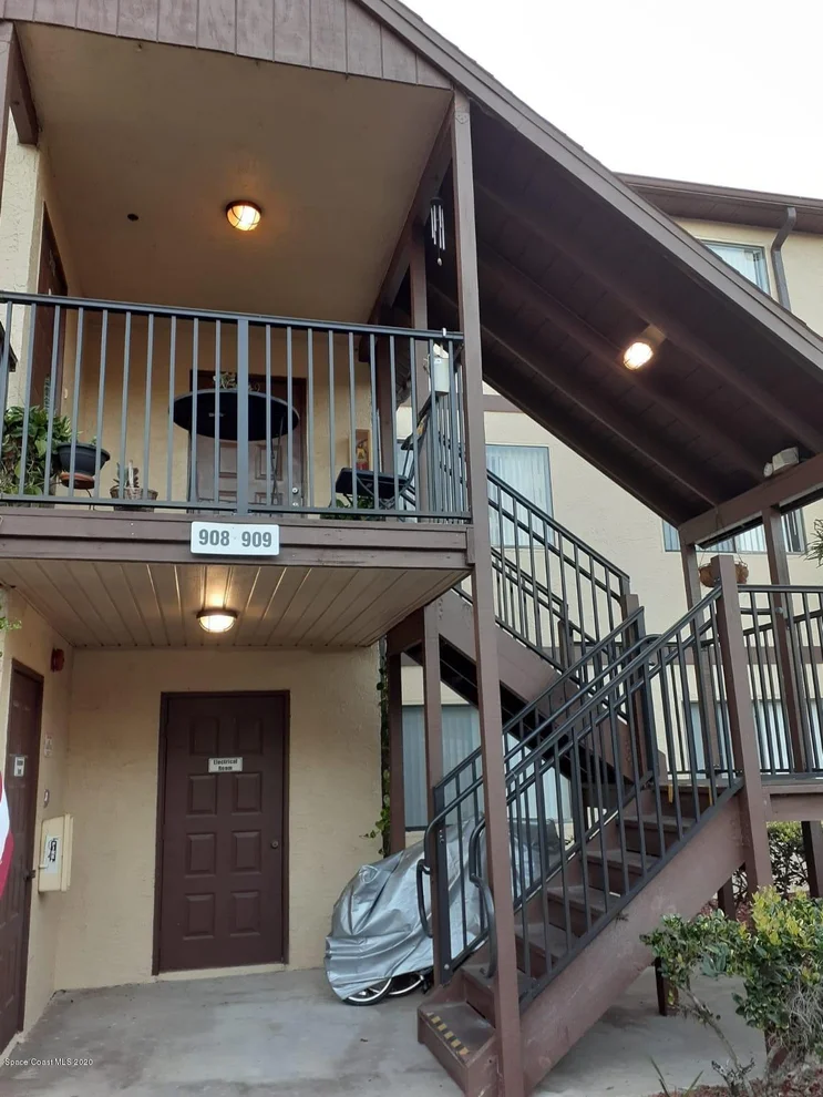 Unit for sale at 7801 Maplewood Drive, West Melbourne, FL 32904