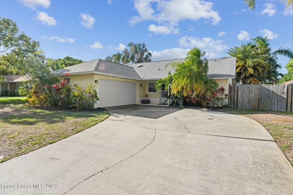 Unit for sale at 2220 Grand Teton Boulevard, Melbourne, FL 32935