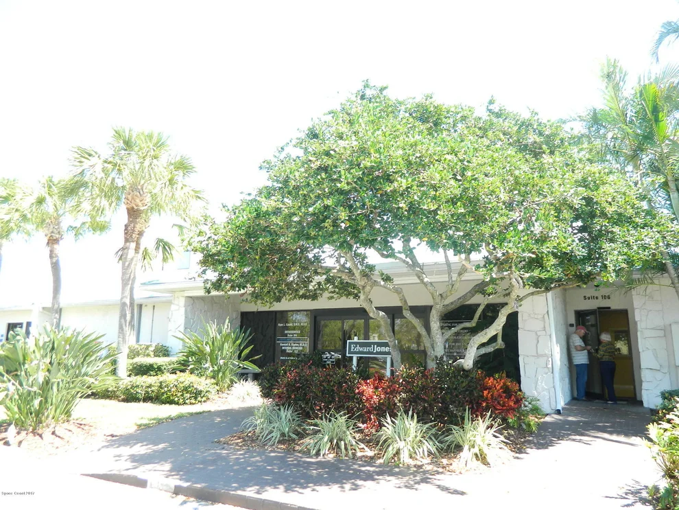 Unit for sale at 270 N Sykes Creek Parkway, Merritt Island, FL 32953