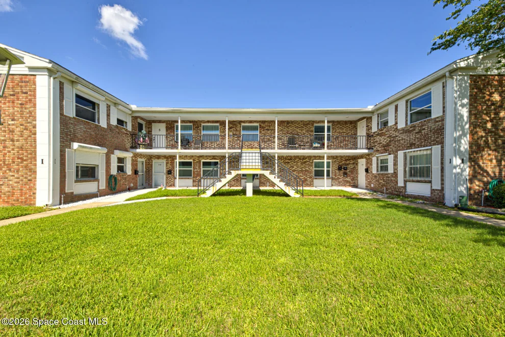 Unit for sale at 190 E Olmstead Drive, Titusville, FL 32780