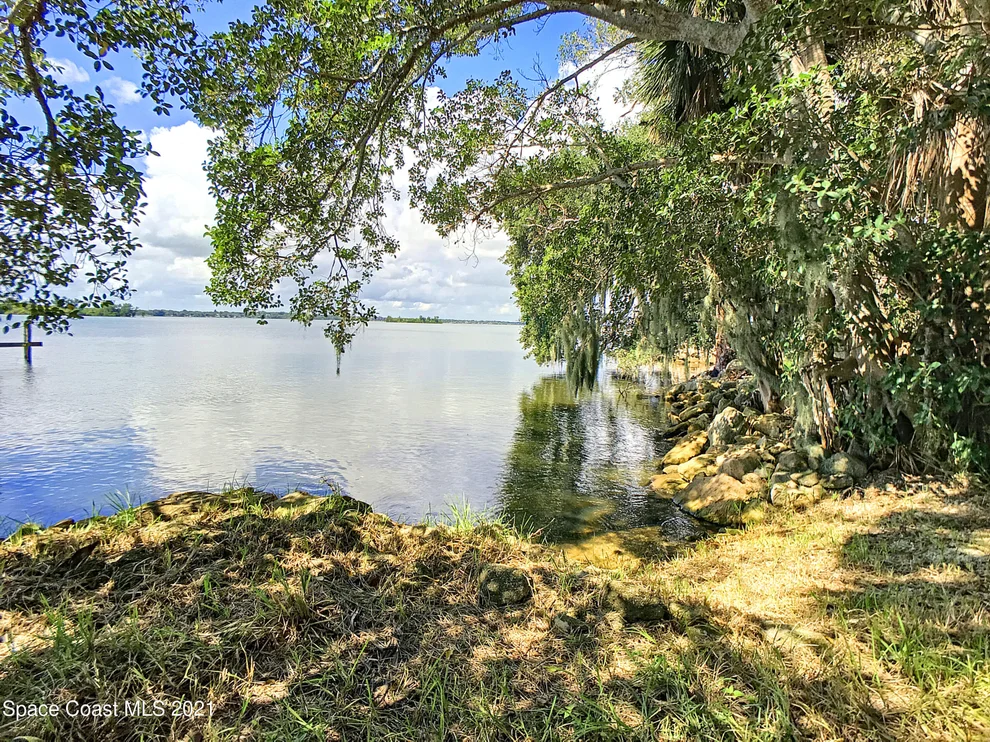 Unit for sale at 1965 S Tropical Trail, Merritt Island, FL 32952