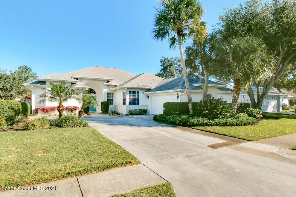 Unit for sale at 684 Sheridan Woods Drive, Melbourne, FL 32904