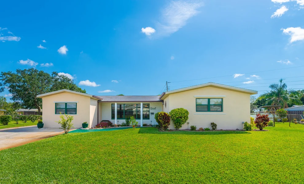 Unit for sale at 647 Ford Circle E, Melbourne, FL 32935