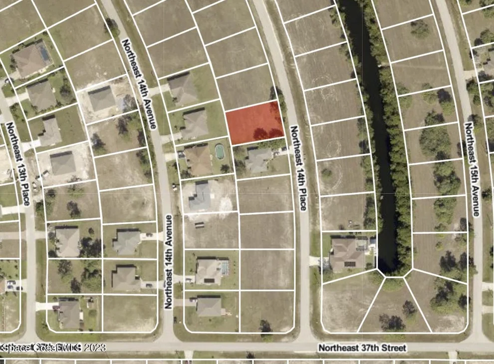 Unit for sale at 3720 NE 14th Place, Cape Coral, FL 33909