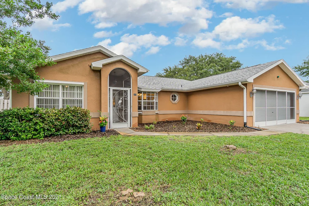 Unit for sale at 225 Crystal Lake Road, Melbourne, FL 32901