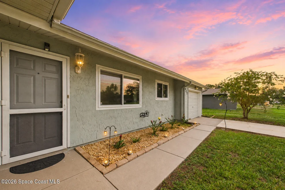 Unit for sale at 467 Grenadier Avenue NW, Palm Bay, FL 32907