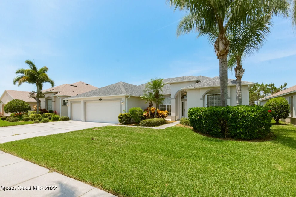 Unit for sale at 1596 Grand Isle Boulevard, Melbourne, FL 32940