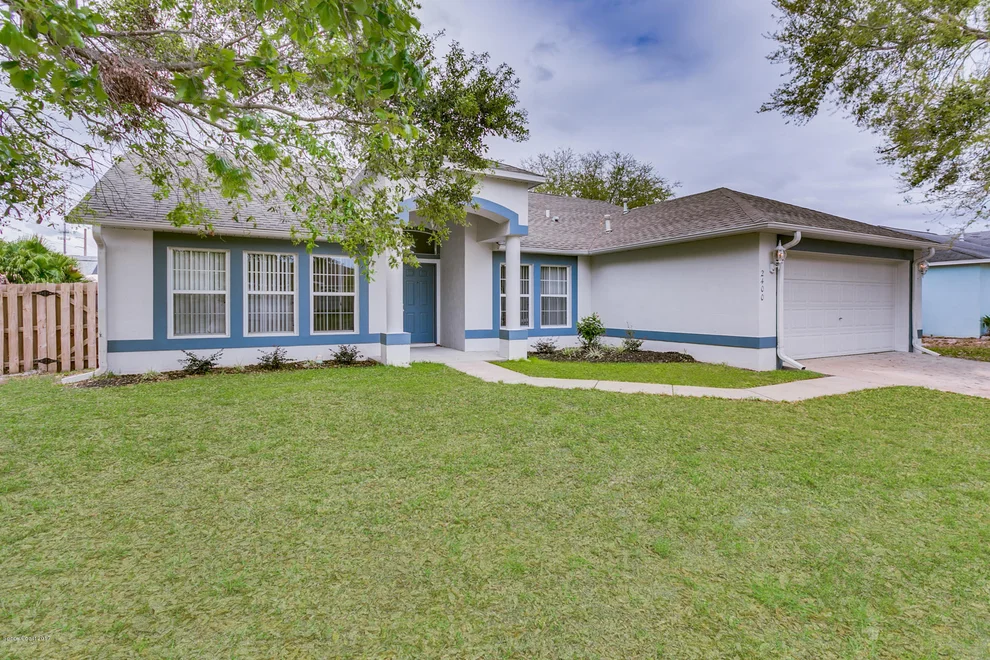 Unit for sale at 2400 Wolf Creek Drive, Melbourne, FL 32935