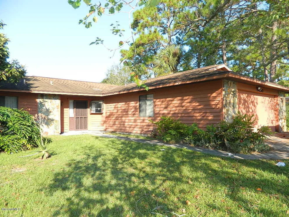 Unit for sale at 590 NW Auf Court, Palm Bay, FL 32907