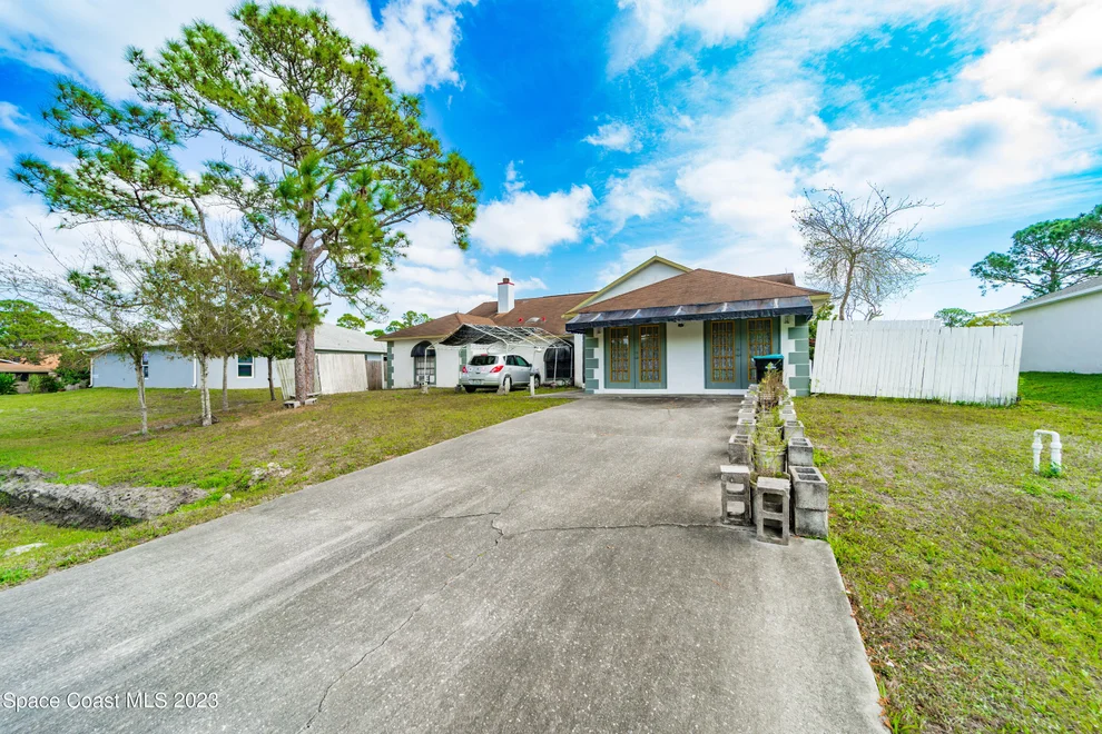 Unit for sale at 207 Eldron Boulevard SE, Palm Bay, FL 32909