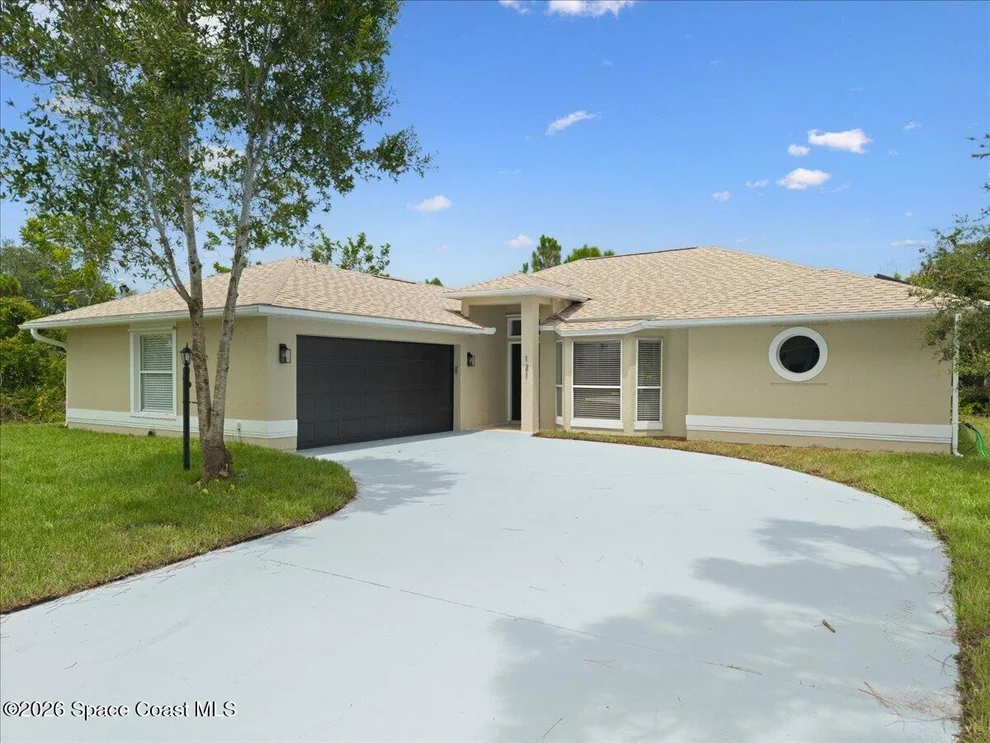 Unit for sale at 121 Miller Drive, Sebastian, FL 32958