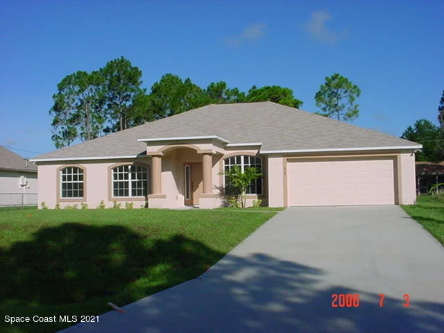 Unit for sale at 519 Sauders Road SE, Palm Bay, FL 32909