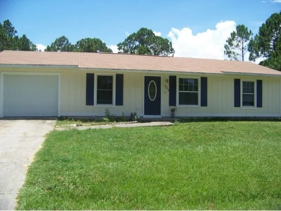 Unit for sale at 426 SW Geraldine, Palm Bay, FL 32908