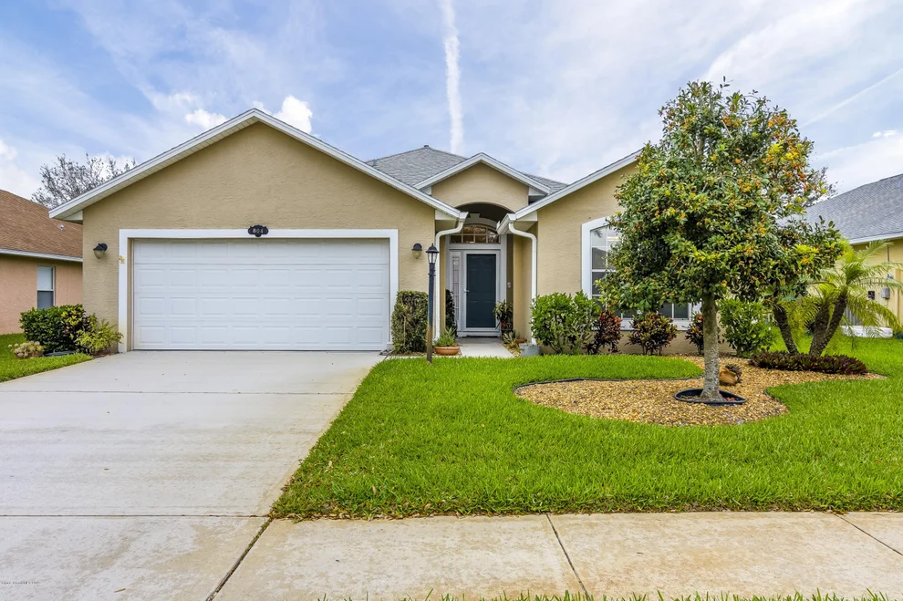 Unit for sale at 804 Tavernier Circle NE, Palm Bay, FL 32905