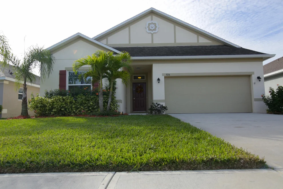 Unit for sale at 924 Breakaway Trail, Titusville, FL 32780