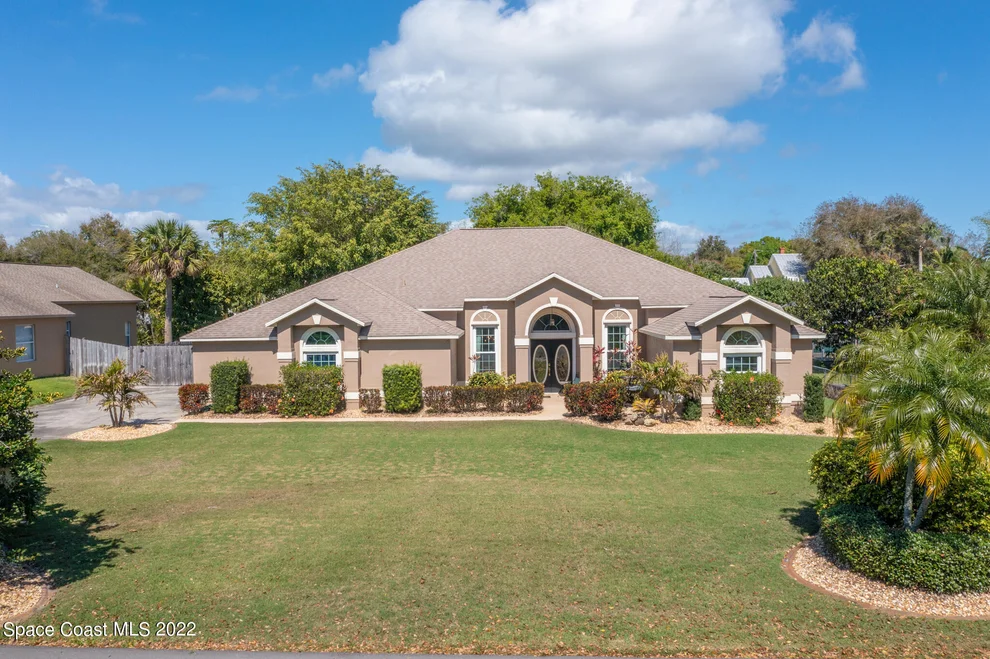 Unit for sale at 820 Indianola Drive, Merritt Island, FL 32953