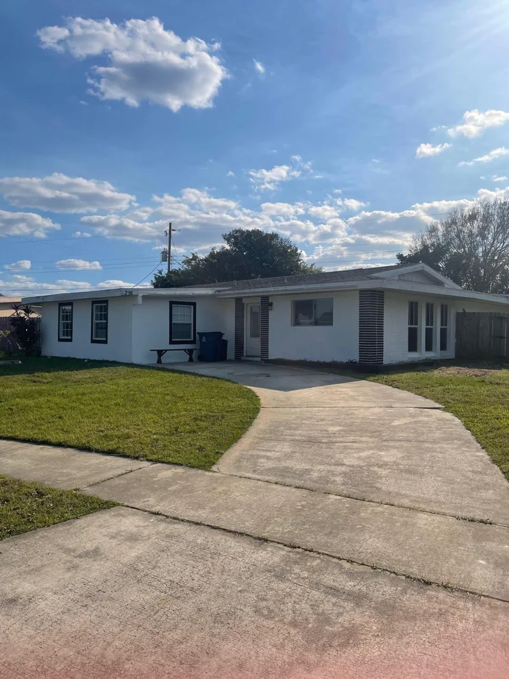 Unit for sale at 726 Atlanta Avenue NE, Palm Bay, FL 32905