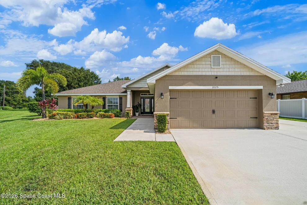 Unit for sale at 987 Le Baron Street SW, Palm Bay, FL 32908
