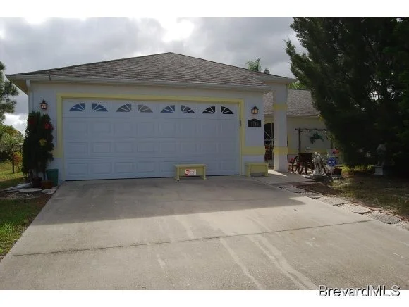 Unit for sale at 1710 NW Anchorage, Palm Bay, FL 32907