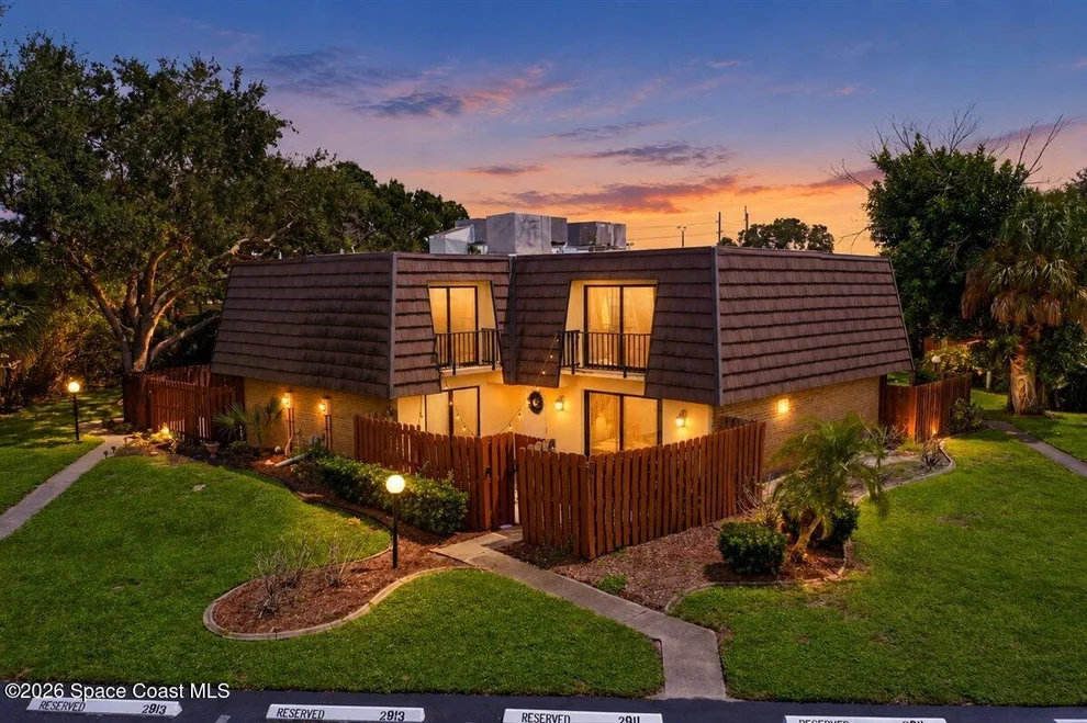 Unit for sale at 2913 Vista Oaks Circle NE, Palm Bay, FL 32905