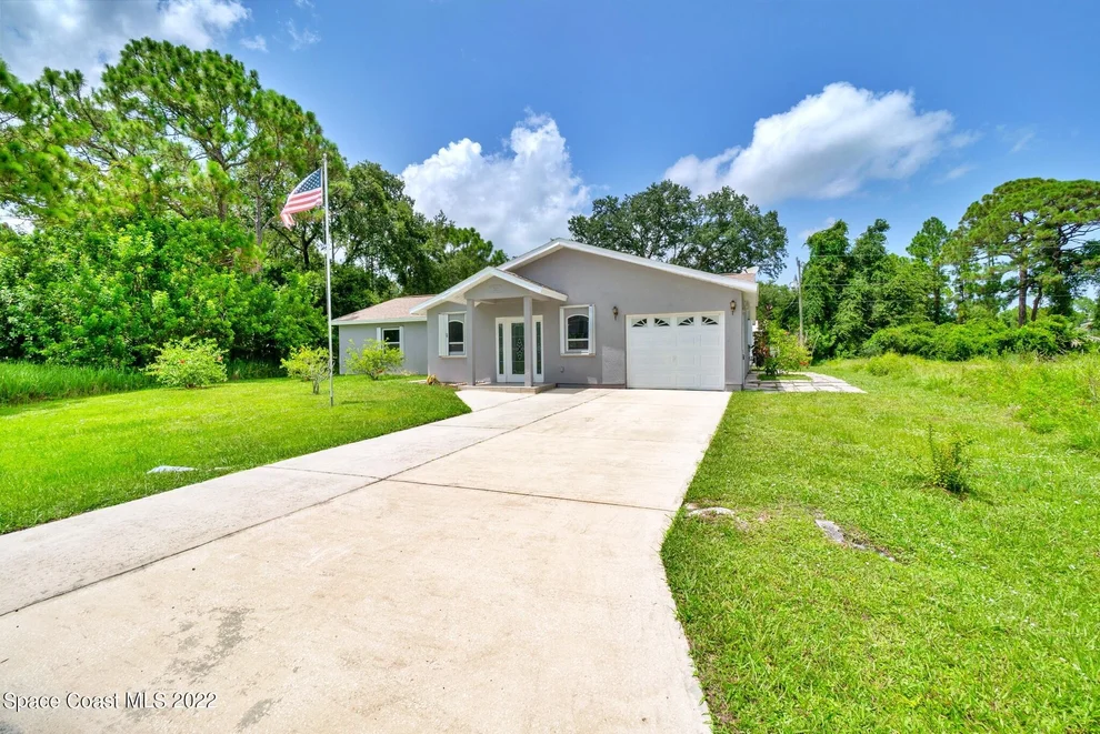 Unit for sale at 797 Tooley Road SW, Palm Bay, FL 32908