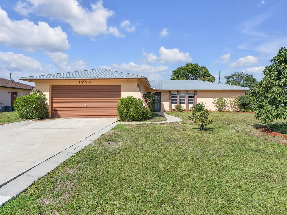Unit for sale at 1753 Brookside Street NE, Palm Bay, FL 32907