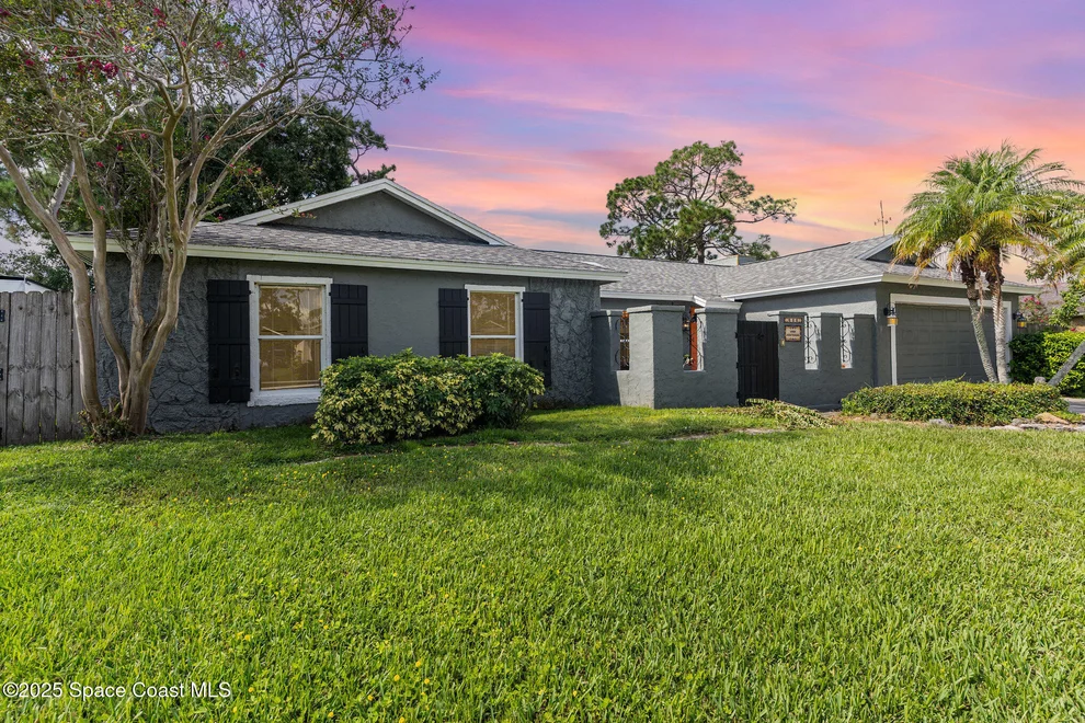 Unit for sale at 686 Brisbane Street NE, Palm Bay, FL 32907
