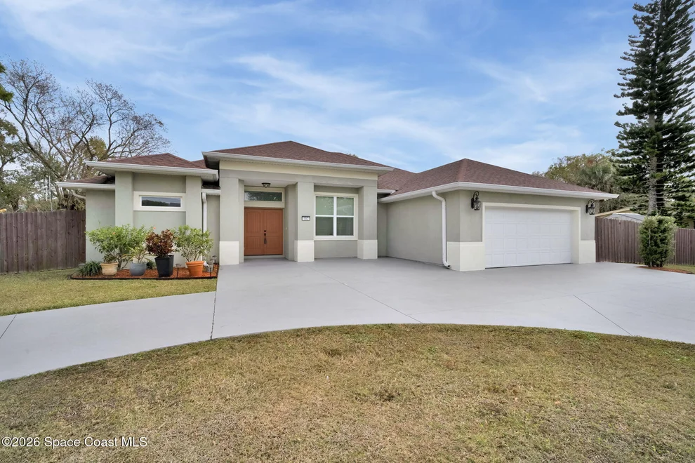 Unit for sale at 160 Bossieux Boulevard, West Melbourne, FL 32904