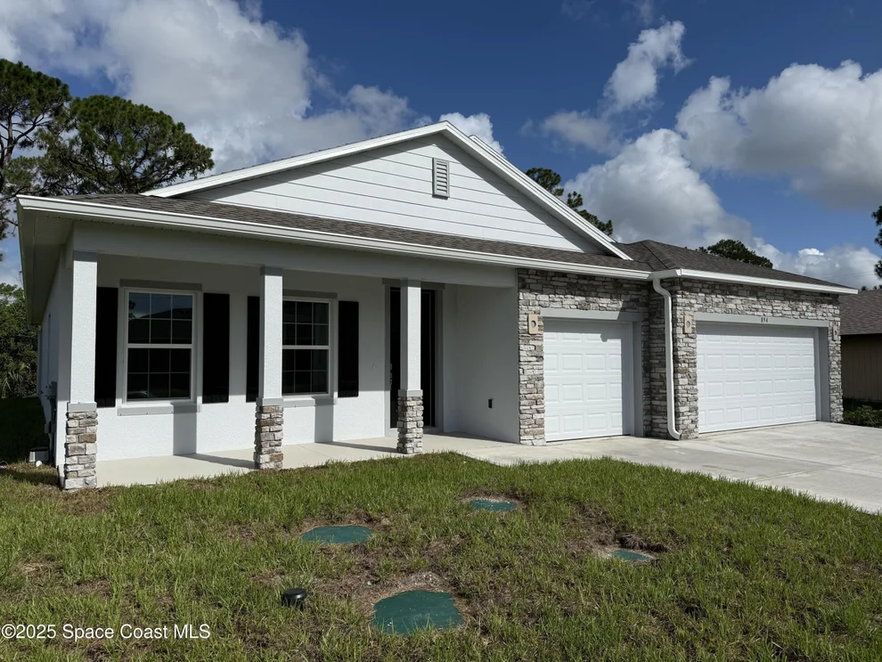 Unit for sale at 894 Aachen Avenue NW, Palm Bay, FL 32907