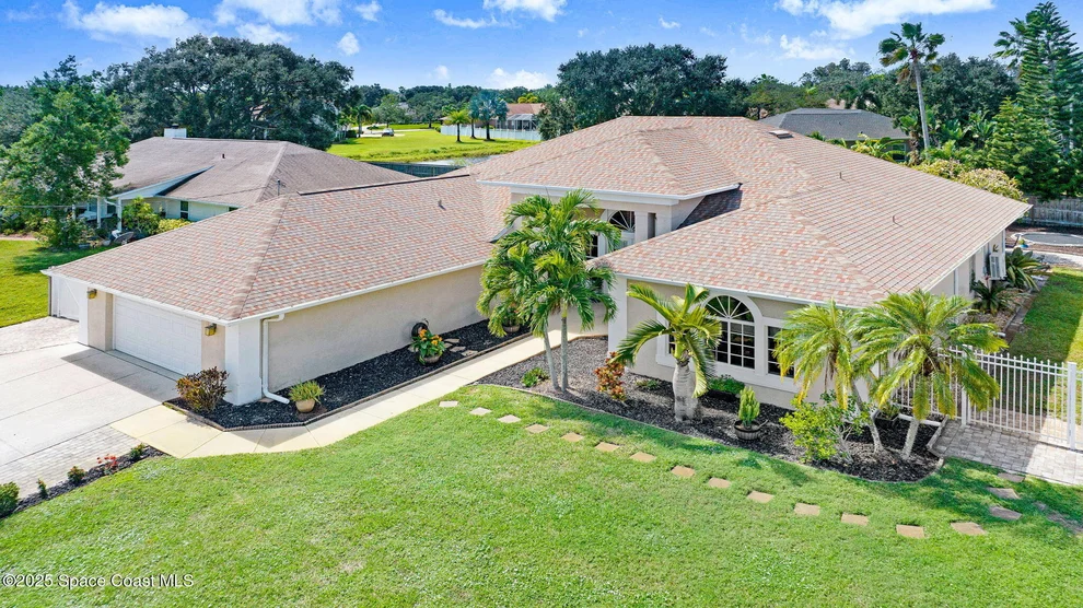 Unit for sale at 2735 S Courtenay Parkway, Merritt Island, FL 32952