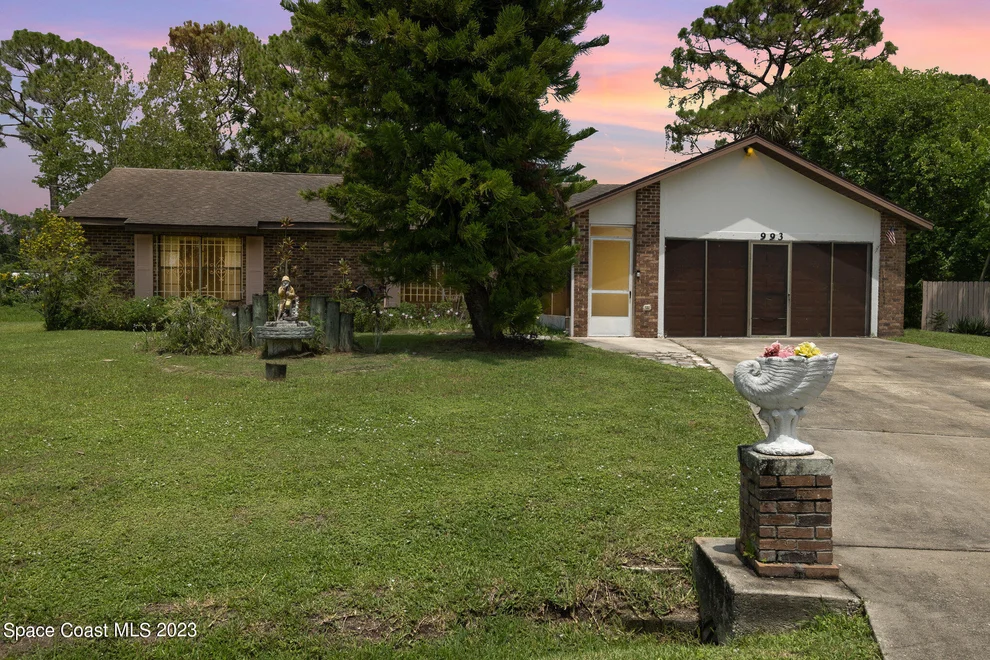 Unit for sale at 993 Hattaras SE, Palm Bay, FL 32909