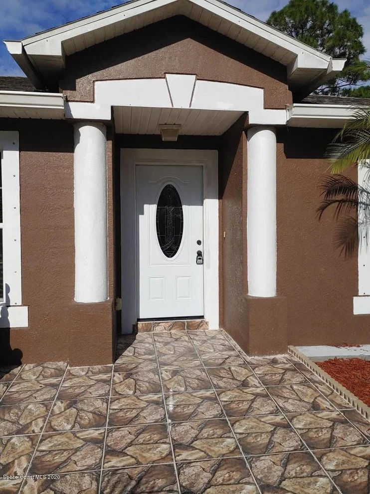 Unit for sale at 1919 SE Thomasville Avenue SE, Palm Bay, FL 32909