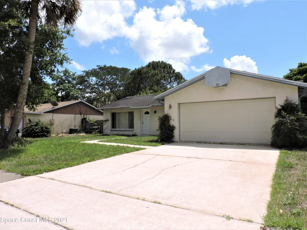 Unit for sale at 1570 Yorktown Avenue, Titusville, FL 32796