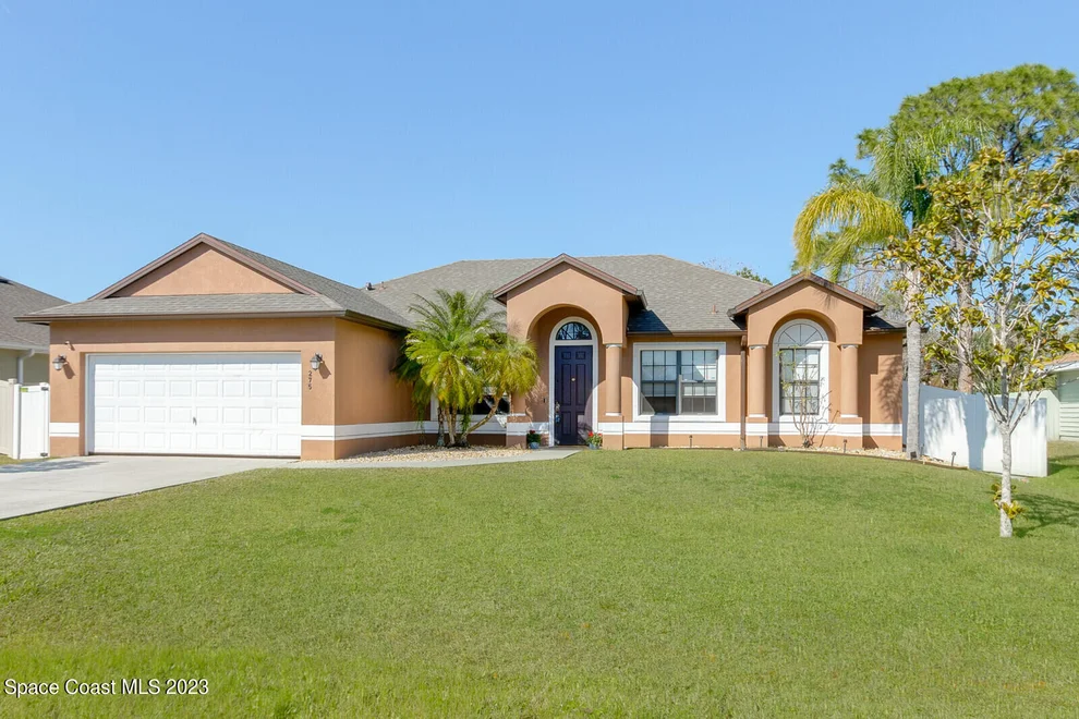 Unit for sale at 275 Americana Boulevard NW, Palm Bay, FL 32907