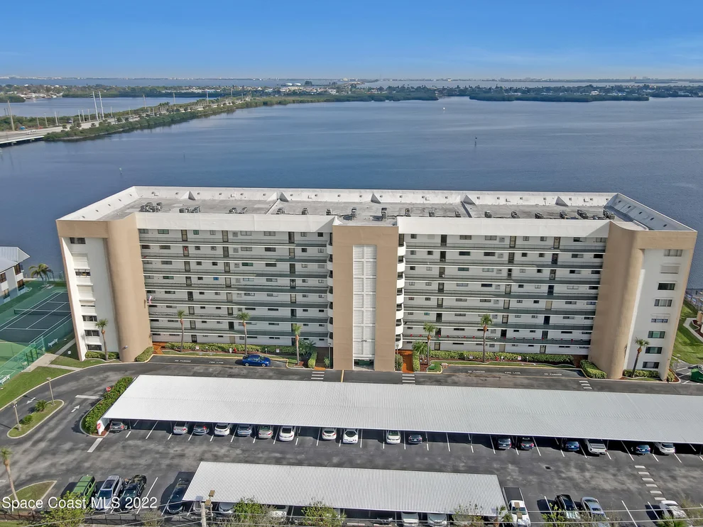 Unit for sale at 200 S Sykes Creek Parkway, Merritt Island, FL 32952