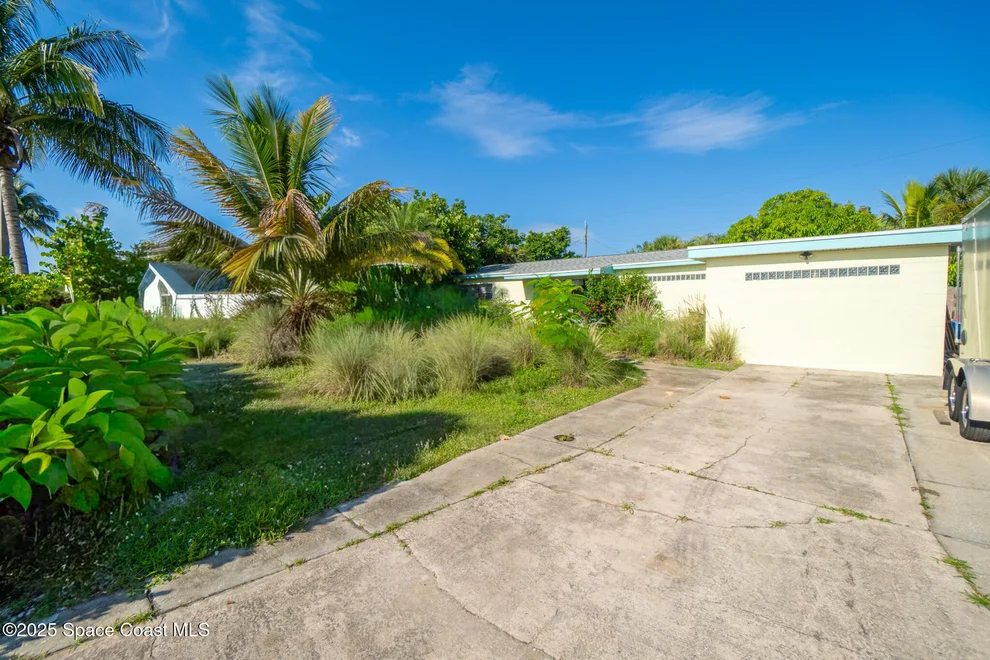 Unit for sale at 300 Pelican Drive, Satellite Beach, FL 32937