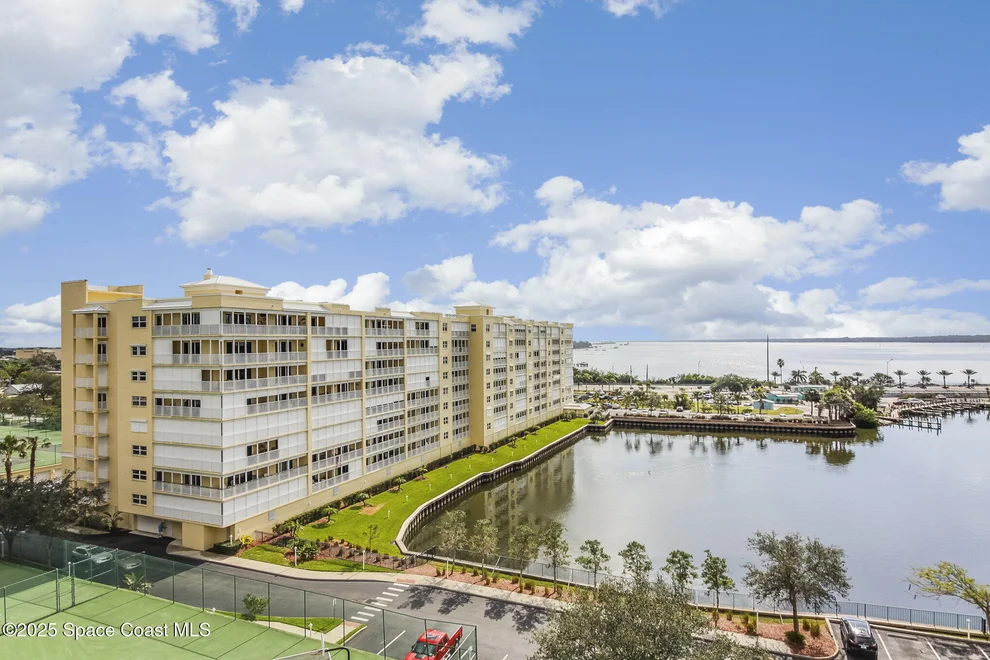 Unit for sale at 134 Starboard Lane, Merritt Island, FL 32953