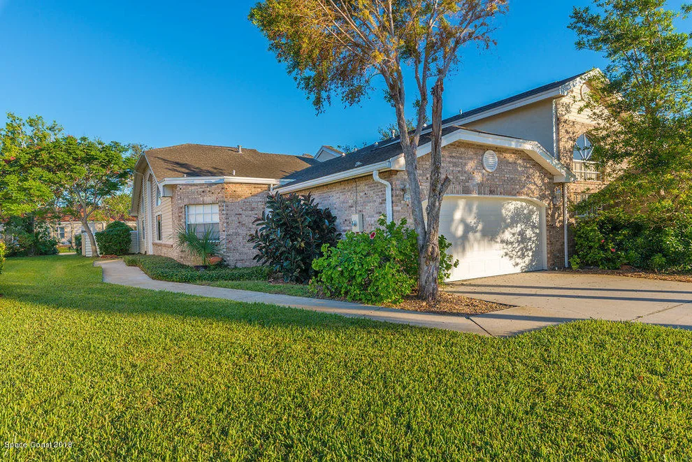 Unit for sale at 364 Kilmarnock Place, Melbourne, FL 32940