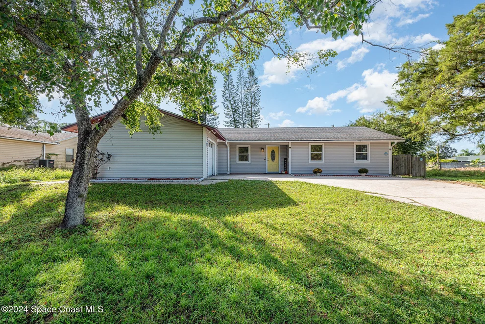 Unit for sale at 972 Highland Avenue NW, Palm Bay, FL 32907