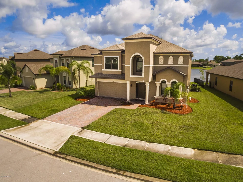 Unit for sale at 529 Fiddleleaf Circle, West Melbourne, FL 32904