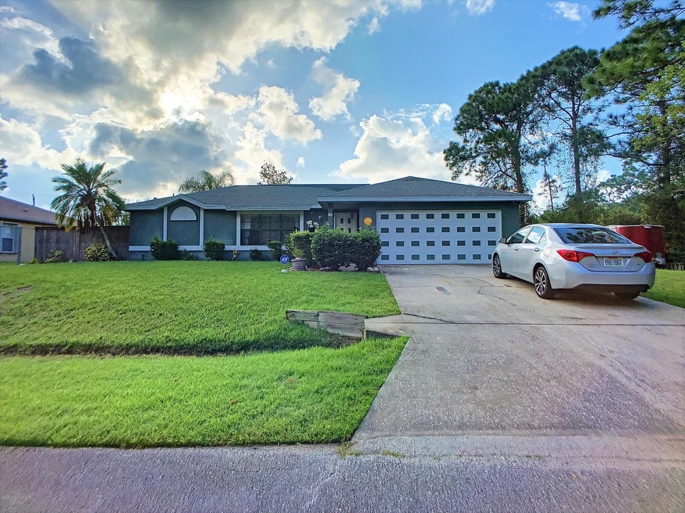 Unit for sale at 746 Schrader Avenue SW, Palm Bay, FL 32908