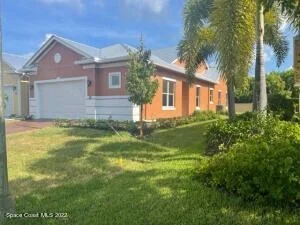 Unit for sale at 2025 Bridgepointe Circle, Vero Beach, FL 32967